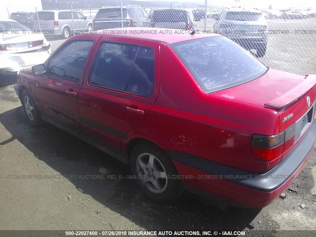 3VWPB81H1XM207156 - 1999 VOLKSWAGEN JETTA WOLFSBURG RED photo 3