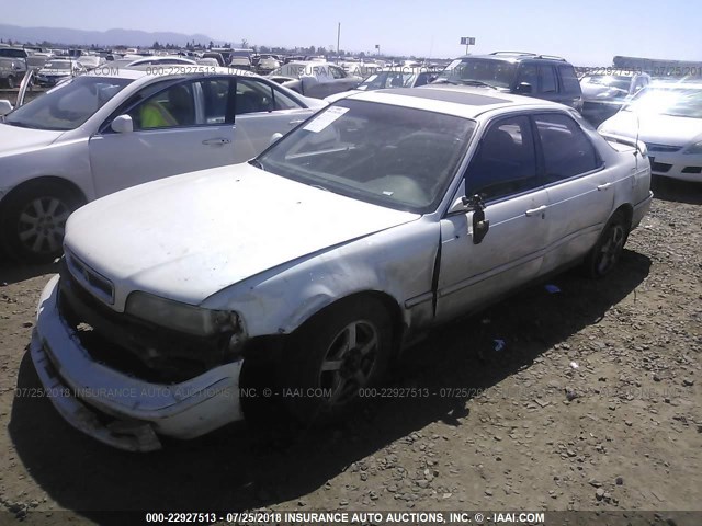 JH4KA7679SC002509 - 1995 ACURA LEGEND LS WHITE photo 2