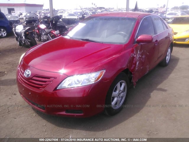 4T4BE46K98R018271 - 2008 TOYOTA CAMRY CE/LE/XLE/SE RED photo 2