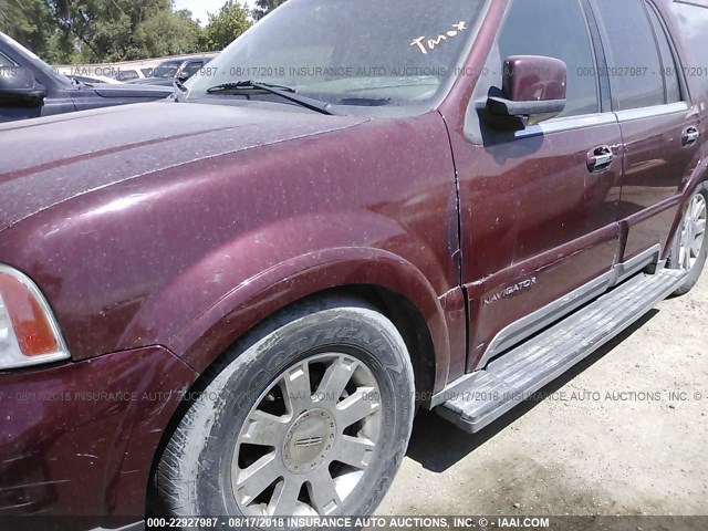 5LMFU28R53LJ11104 - 2003 LINCOLN NAVIGATOR მუქწითელი ფოტო 6