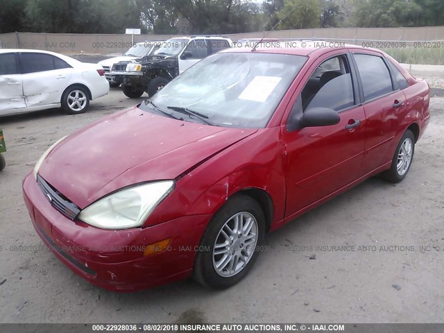 1FAHP3833YW119626 - 2000 FORD FOCUS ZTS RED photo 2