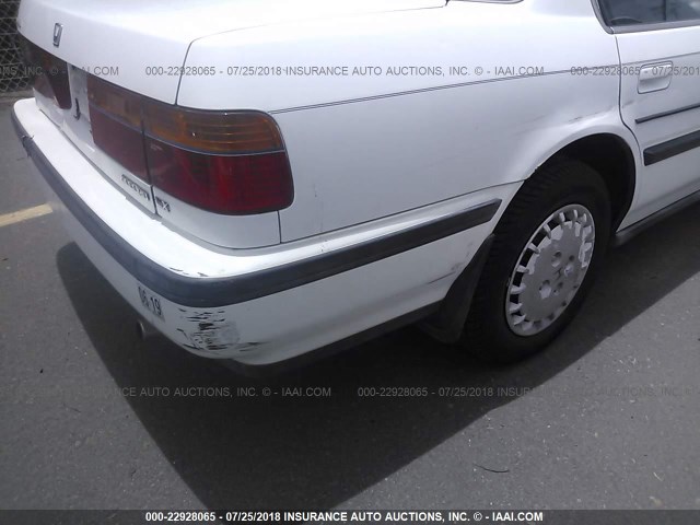 JHMCB7655LC097314 - 1990 HONDA ACCORD LX/EX WHITE photo 6