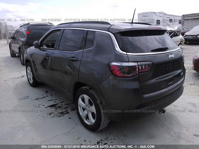 3C4NJCBB6JT263147 - 2018 JEEP COMPASS LATITUDE 灰色 照片 3