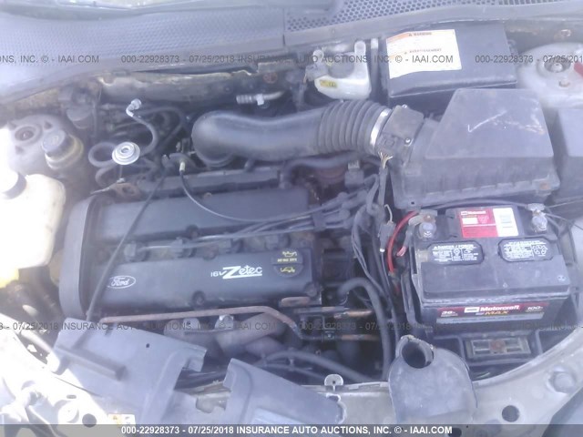 3FAFP31351R239499 - 2001 FORD FOCUS ZX3 GRAY photo 10