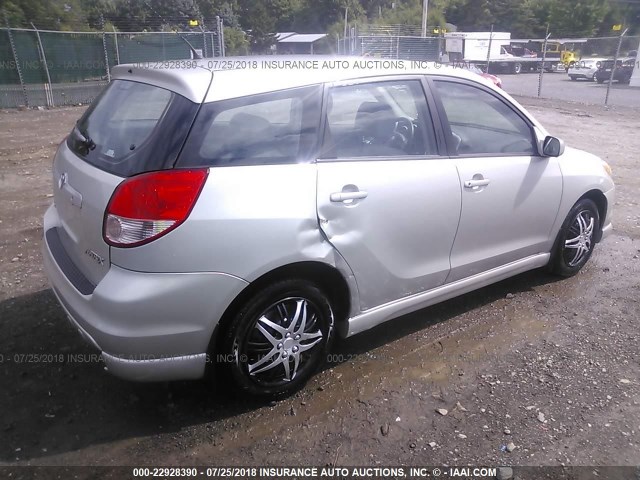 2T1KR32E44C314254 - 2004 TOYOTA COROLLA MATRIX XR SILVER photo 4