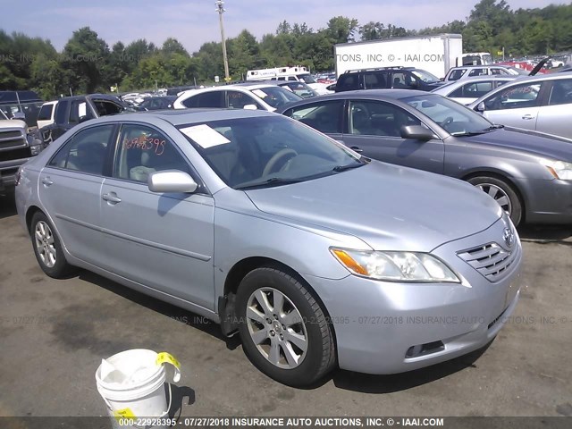 4T1BK46K87U518696 - 2007 TOYOTA CAMRY NEW GENERAT LE/XLE/SE SILVER photo 1