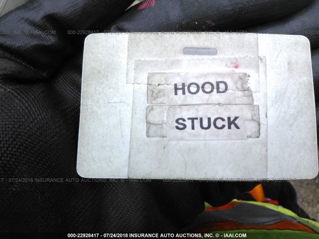 1G4GE5EVXAF209886 - 2010 BUICK LACROSSE CXS WHITE photo 10