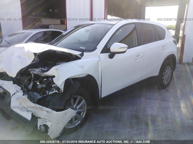 JM3KE2CY5G0889161 - 2016 MAZDA CX-5 TOURING WHITE photo 2