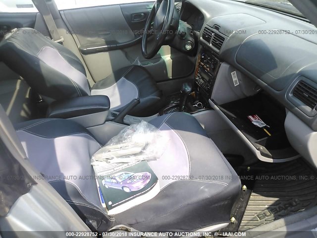 JF1SF65612H740531 - 2002 SUBARU FORESTER S SILVER photo 5