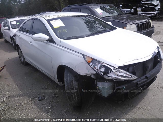 5NPEB4AC4BH099203 - 2011 HYUNDAI SONATA GLS WHITE photo 1