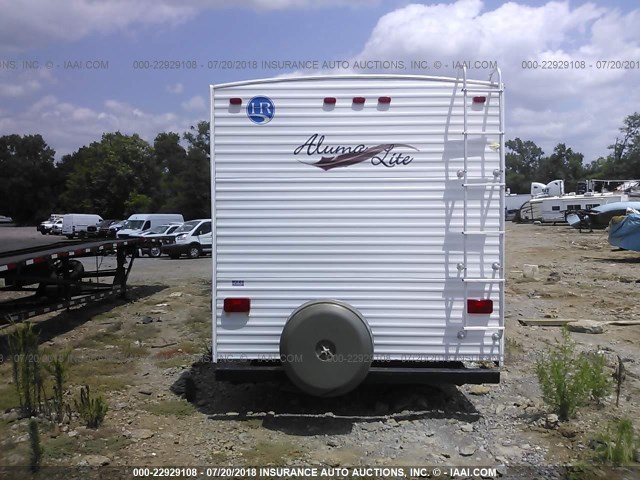 1KB181N2884608162 - 2008 HOLIDAY RAMBLER ALUMA LITE  WHITE photo 6