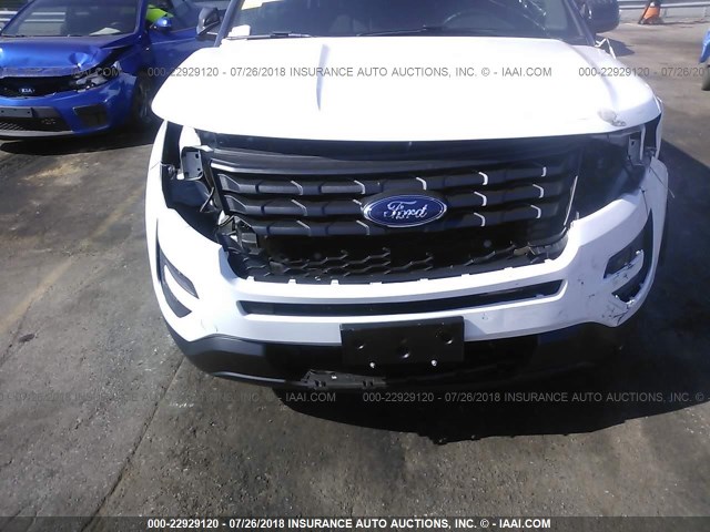 1FM5K8AR8GGB54318 - 2016 FORD EXPLORER POLICE INTERCEPTOR WHITE photo 6