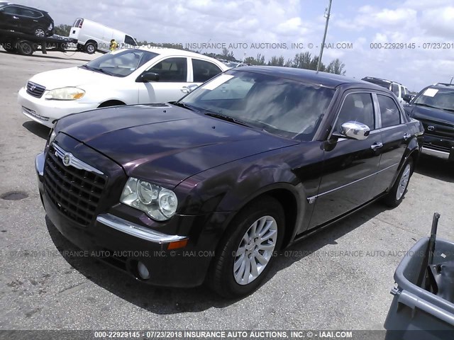 2C3JA63H45H104228 - 2005 CHRYSLER 300C BURGUNDY photo 2