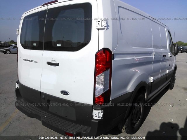 1FTYE1ZM4JKA16157 - 2018 FORD TRANSIT T-150 WHITE photo 4