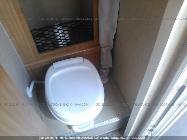 4X4SMA700CN101842 - 2012 FOREST RIVER PALOMINO  白色 照片 7