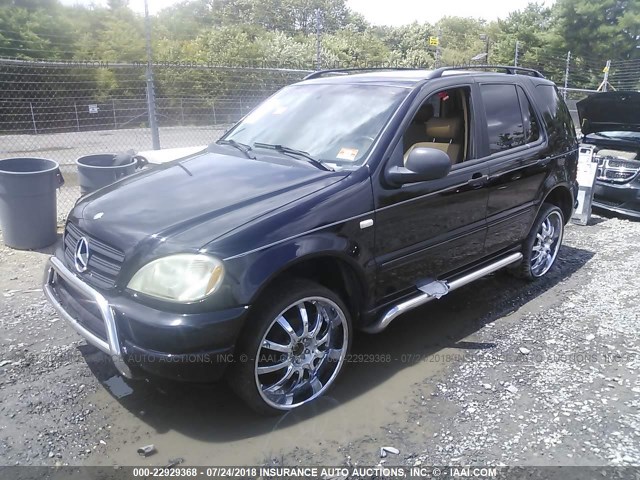 4JGAB72E7XA064780 - 1999 MERCEDES-BENZ ML 430 黑色 照片 2