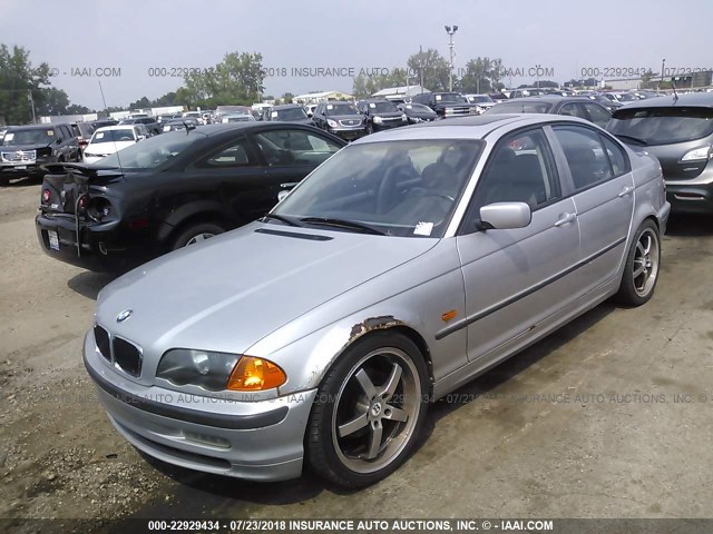 WBAAM3330YFP65845 - 2000 BMW 323 I SILVER photo 2