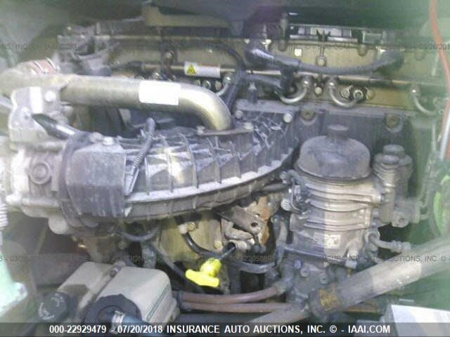 3AKJGLD59ESFU6499 - 2014 FREIGHTLINER CASCADIA 125  GREEN photo 9