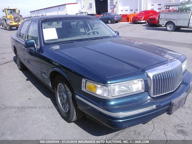 1LNLM81W3VY620302 - 1997 LINCOLN TOWN CAR EXECUTIVE GREEN photo 1