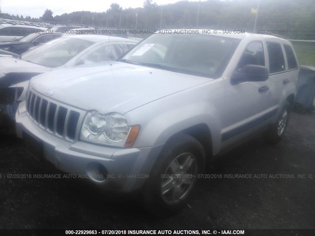 1J4HR48NX6C228038 - 2006 JEEP GRAND CHEROKEE LAREDO/COLUMBIA/FREEDOM 银色 照片 2