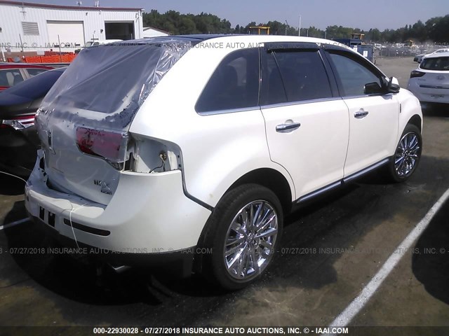 2LMDJ8JK0DBL19738 - 2013 LINCOLN MKX WHITE photo 4