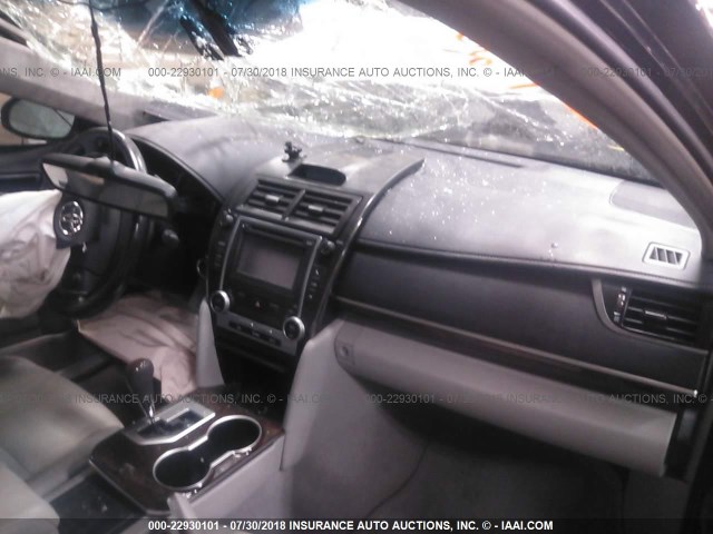 4T4BF1FK1DR326511 - 2013 TOYOTA CAMRY L/SE/LE/XLE 蓝色 照片 5