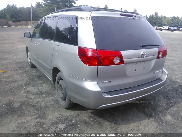 5TDZK23C18S196543 - 2008 TOYOTA SIENNA CE/LE SILVER photo 3