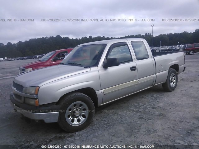 2GCEC19V551190147 - 2005 CHEVROLET SILVERADO C1500 GRAY photo 2