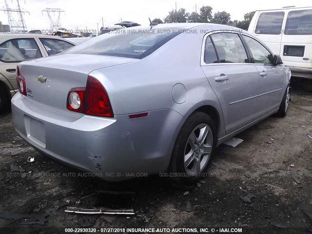 1G1ZB5E18BF121982 - 2011 CHEVROLET MALIBU LS ვერცხლისფერი ფოტო 4