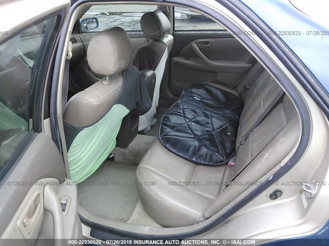 4T1BG22K1WU217200 - 1998 TOYOTA CAMRY CE/LE/XLE 蓝色 照片 8