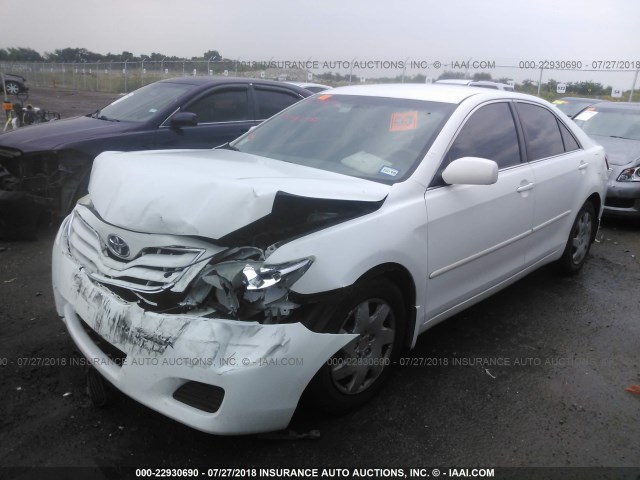 4T4BF3EK7AR070285 - 2010 TOYOTA CAMRY SE/LE/XLE თეთრი ფოტო 2