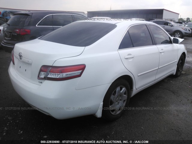 4T4BF3EK7AR070285 - 2010 TOYOTA CAMRY SE/LE/XLE თეთრი ფოტო 4