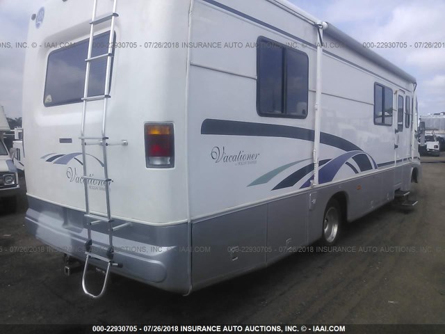 1GBLP37J2W3300823 - 1998 HOLIDAY RAMBLER VACATIONER  WHITE photo 4