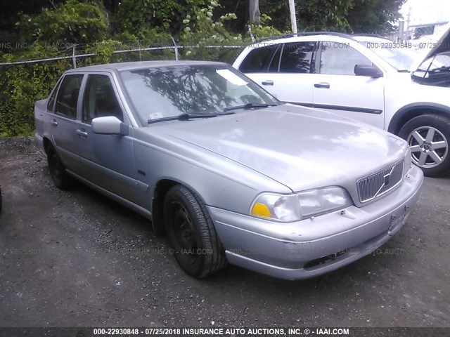 YV1LS5546W1433402 - 1998 VOLVO S70 SILVER photo 1