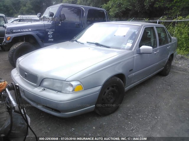 YV1LS5546W1433402 - 1998 VOLVO S70 SILVER photo 2