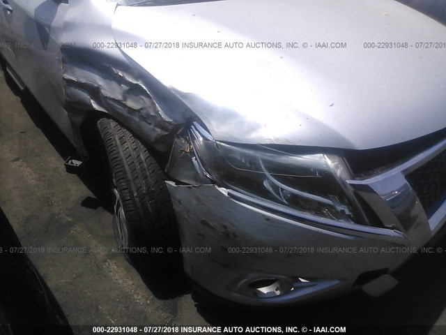 5N1AR2MMXDC637304 - 2013 NISSAN PATHFINDER S/SV/SL/PLATINUM SILVER photo 6