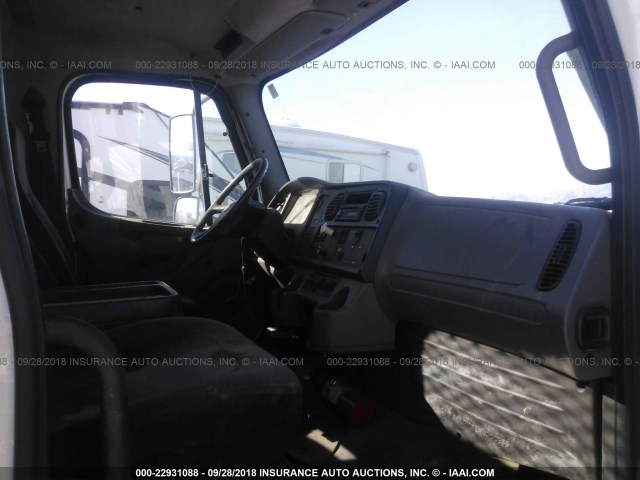 1FVACXBS19HAH4029 - 2009 FREIGHTLINER M2 106 MEDIUM DUTY WHITE photo 5