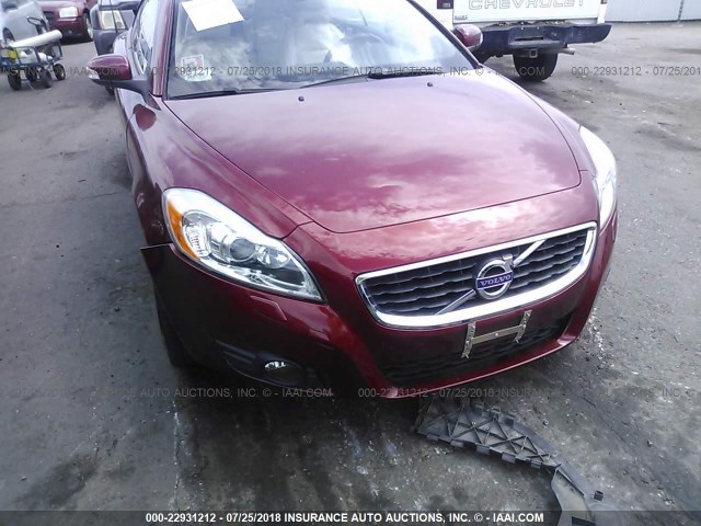 YV1672MC9BJ107559 - 2011 VOLVO C70 T5 RED photo 6