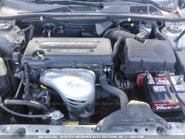 4T1BE32K62U519586 - 2002 TOYOTA CAMRY LE/XLE/SE ვერცხლისფერი ფოტო 10