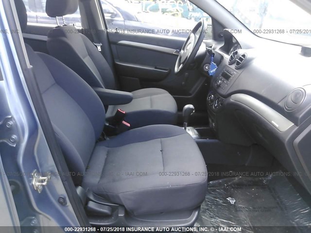 KL1TD56637B128507 - 2007 CHEVROLET AVEO LS BLUE photo 8