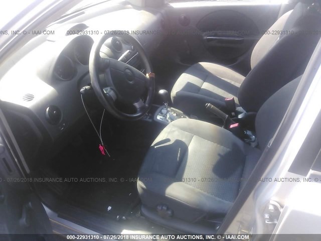 KL1TD56626B548242 - 2006 CHEVROLET AVEO LS SILVER photo 5