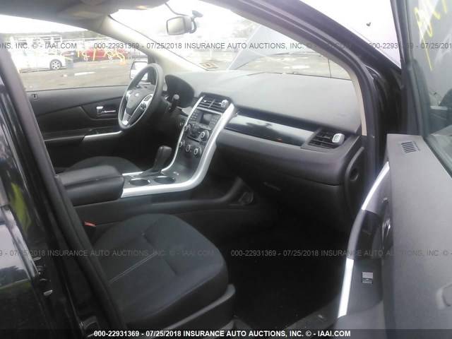 2FMDK4GC6DBB27919 - 2013 FORD EDGE SE BLACK photo 5