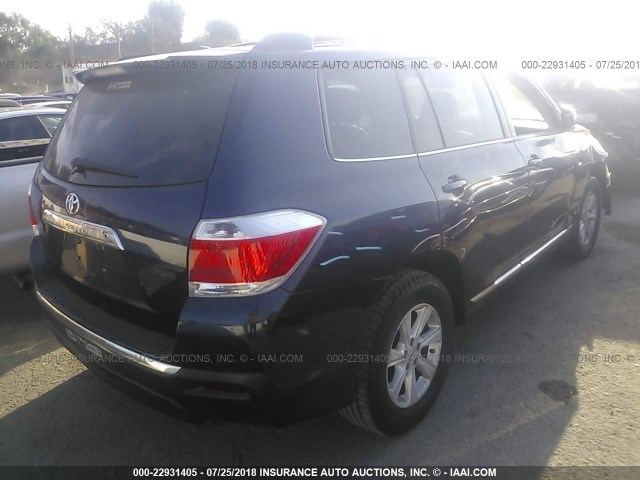 5TDZK3EH1CS086535 - 2012 TOYOTA HIGHLANDER SE BLUE photo 4