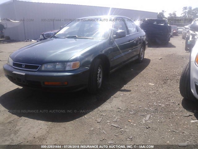 JHMCD5635VC001195 - 1997 HONDA ACCORD LX/EX GREEN photo 2