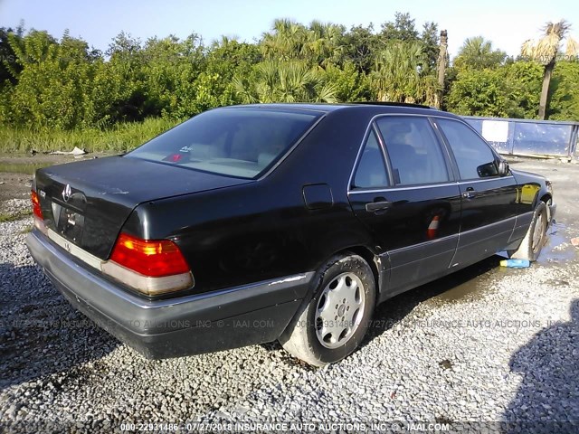 WDBGA33E7SA191710 - 1995 MERCEDES-BENZ S 320 GRAY photo 4