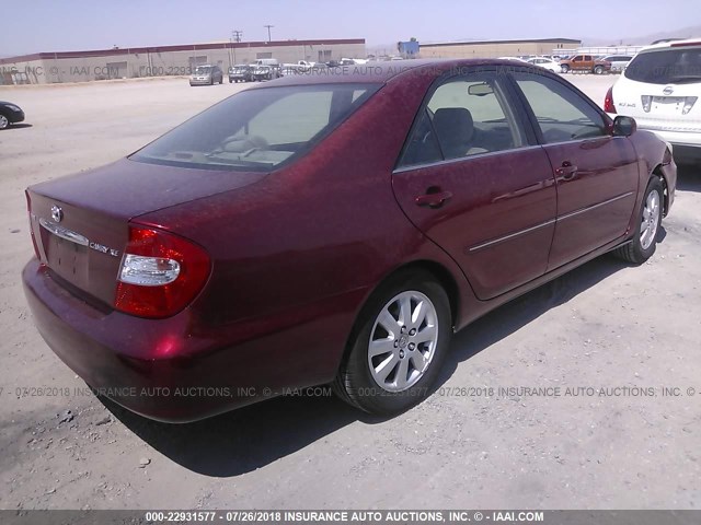JTDBE32K430240201 - 2003 TOYOTA CAMRY LE/XLE RED photo 4