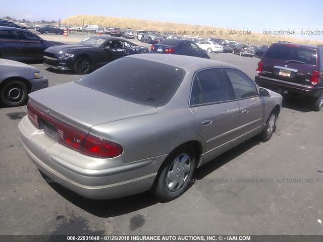 2G4WB52KXW1510817 - 1998 BUICK REGAL LS 金色 照片 4