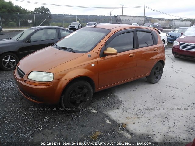 KL1TD66646B670929 - 2006 CHEVROLET AVEO LS ORANGE photo 2