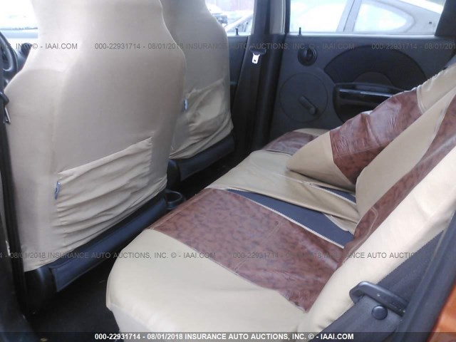 KL1TD66646B670929 - 2006 CHEVROLET AVEO LS ORANGE photo 8