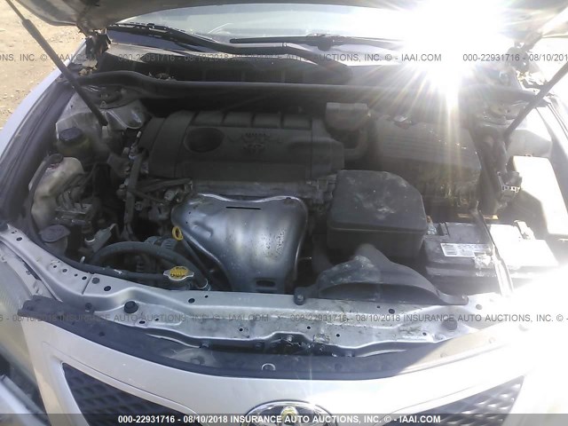 4T1BF3EK0BU203111 - 2011 TOYOTA CAMRY SE/LE/XLE ვერცხლისფერი ფოტო 10
